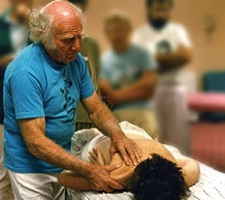 Milton Trager applying therapy
